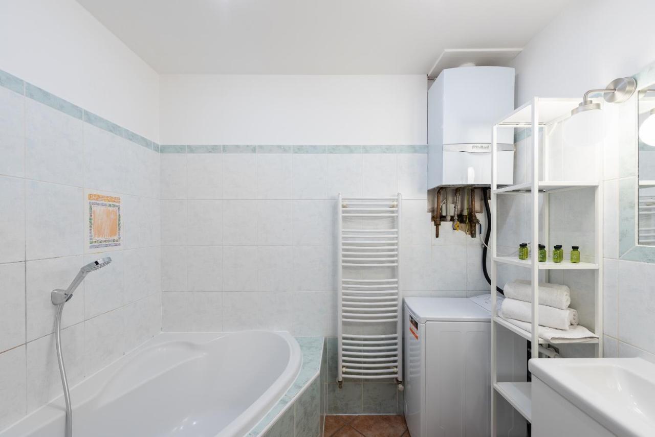 Budget Reznicka apartment Praga Zewnętrze zdjęcie