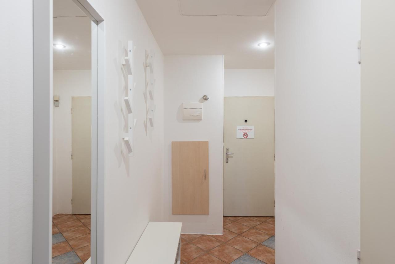 Budget Reznicka apartment Praga Zewnętrze zdjęcie