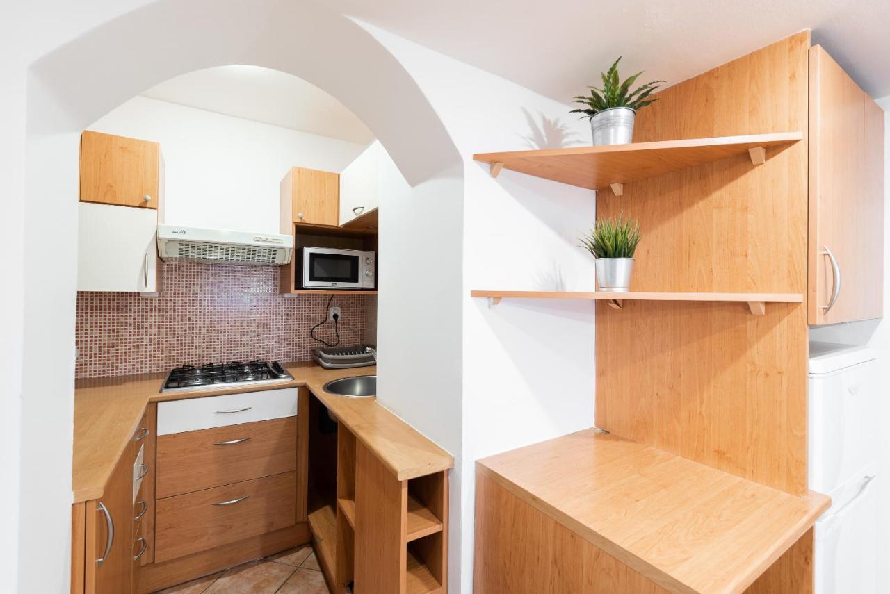 Budget Reznicka apartment Praga Zewnętrze zdjęcie