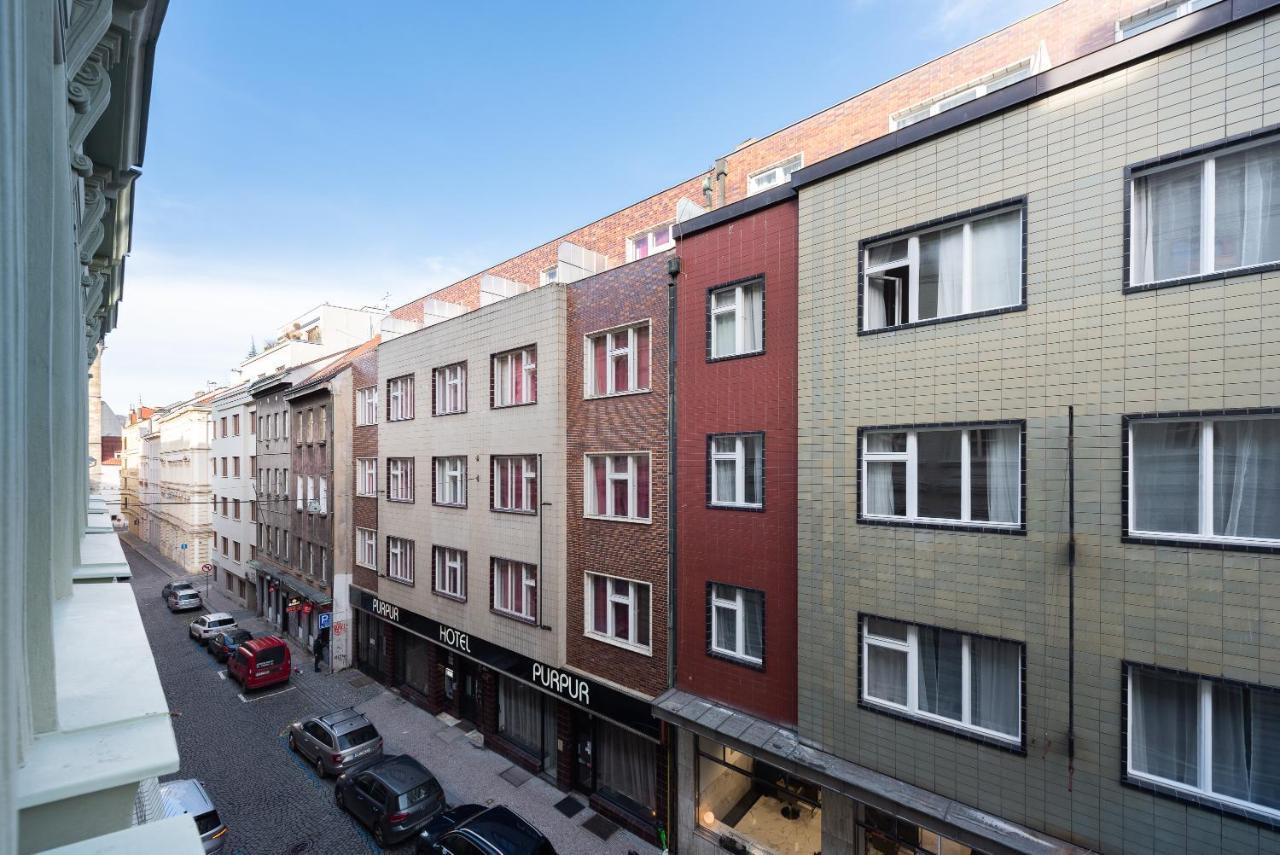 Budget Reznicka apartment Praga Zewnętrze zdjęcie